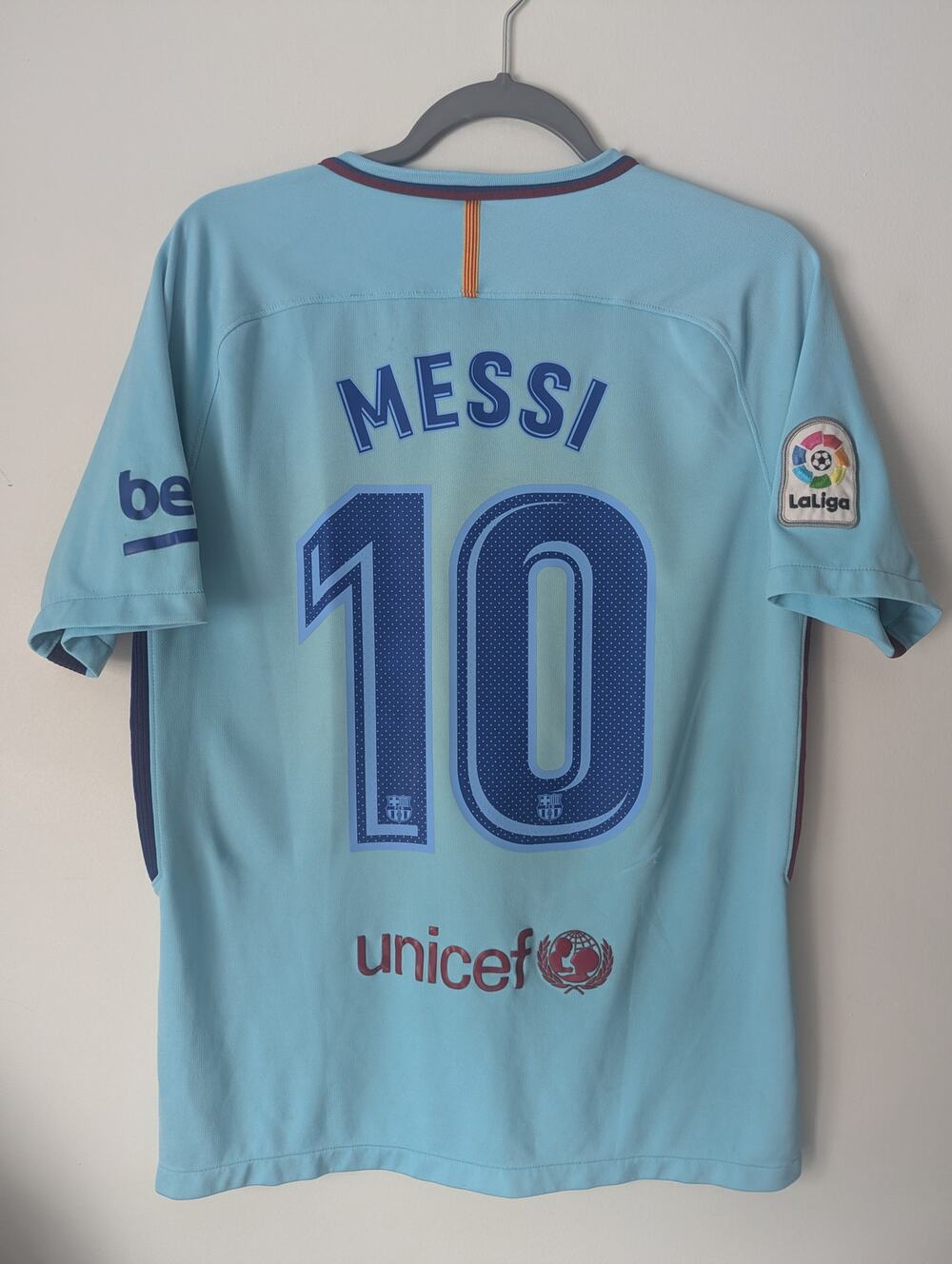 Barcelona Messi 2017/18 Away Jersey Men’s Medium Blue Shirt